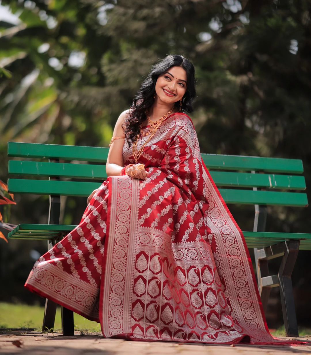 "Luxury Meets Comfort: Soft Lichi Silk Sarees"