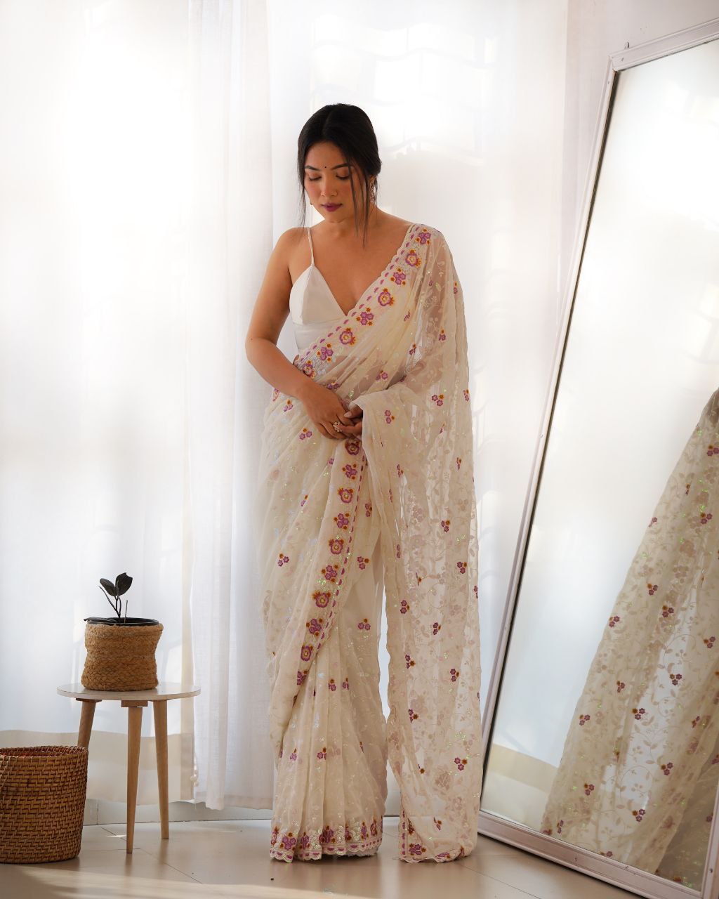 "Flowing Beauty, Effortless Elegance: Georgette Sarees for Every Occasion"